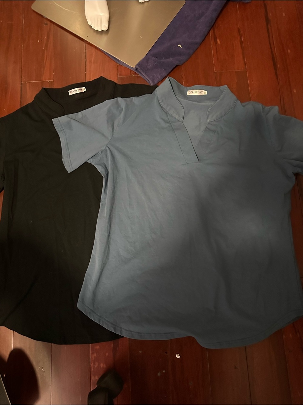 CEASIKERY Spilt V-Neck Short Sleeve Tunic Blouse Bundle (2) Size XL Black Blue